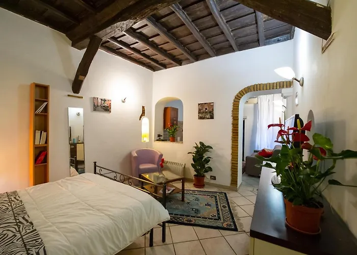 JUSTACASA Alla SCALA Trastevere